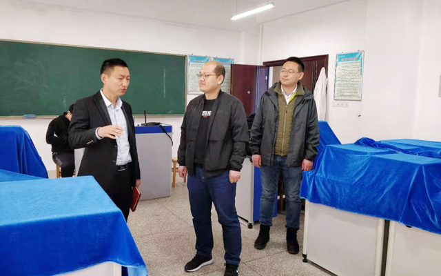 中科院近代物理研究所闫雪松博士应邀到核工学院访学
